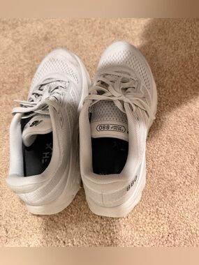 Men's White 880 Fresh Foam Running Shoes